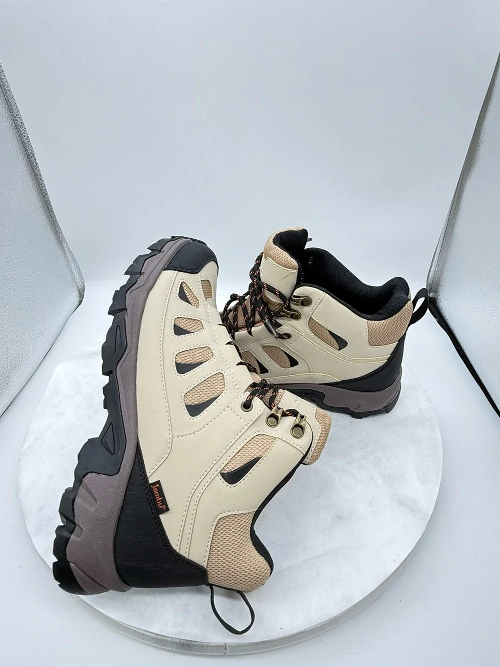 Jambu Men's Beige and Black Trail-Ready Hiking Boots Size 9